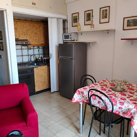 Casa Vacanze Micasatucasa Appartamento Aci Castello